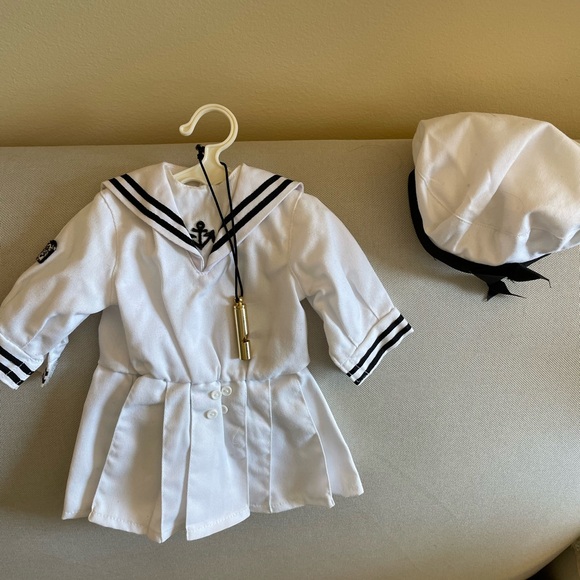 Vintage SAMANTHA DOLL by the Pleasant Company with 8 COMPLETE OUTFITS. - Picture 10 of 16